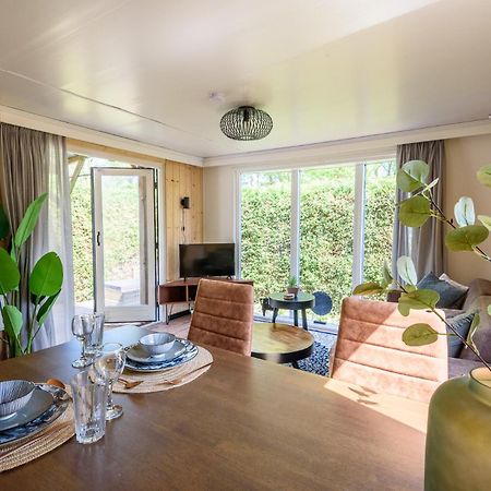 Chalet Op Rustig Park Op De Veluwe Putten Kültér fotó